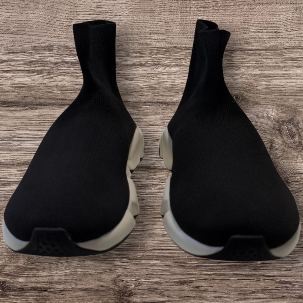 DS Balenciaga Speed Trainer 'Black/White' - Size 11 US (44 EU) - New No Box - Picture 3 of 6